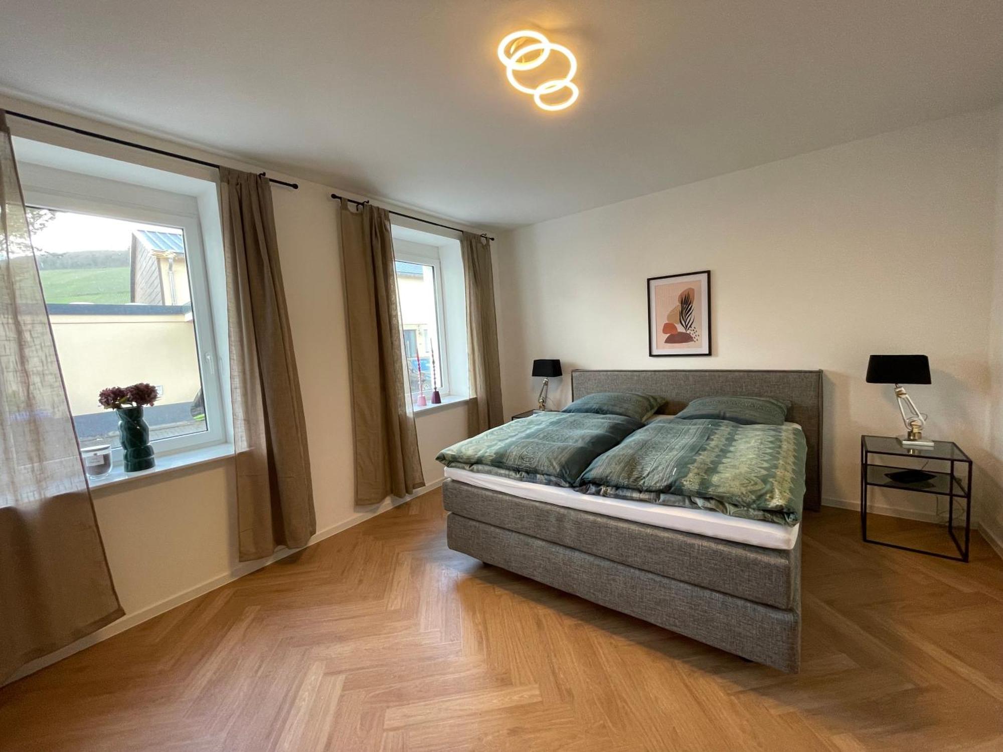 Luxurioese Ferienwohnung Mit Wellness Oase ザールブルク エクステリア 写真